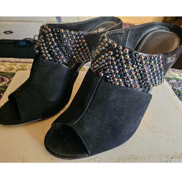 Calvin Klein Heeled Slides - Picture 4 of 15